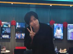 -屋有岛沉浸游戏旗舰店(中山公园店)