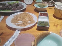 -一群羊手扒肉·火锅·早茶(远东公寓店)
