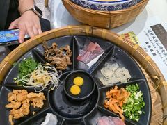 -老国贸云南传统过桥米线(滇池店)