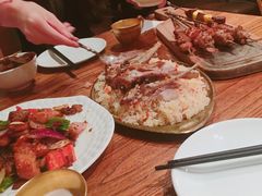 -阿里家·新疆烤肉酒場 by MIG