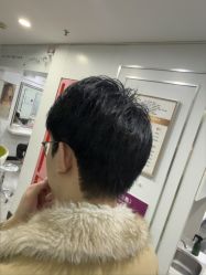 -镁连社·美联社