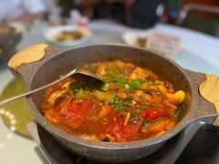 -刘姐啤酒鱼民族演艺餐厅(西街总店)
