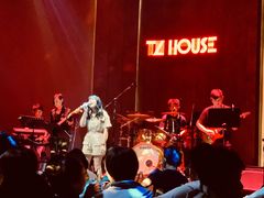 -TZ House音乐现场(来福士中心店)