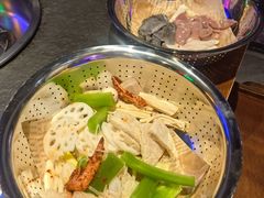 -来涮蜀鲜货火锅串串香(菜市口店)