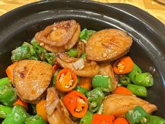 熟啫油渍鲍鱼-天宝食坊·啫啫煲大排档(西华路店)