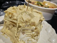 -W COLLECTIVE  DESSERT SHOP