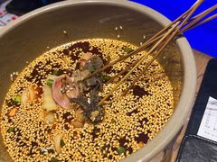 -临界音乐酒馆·小龙虾·江湖菜(华熙LIVE·鱼洞店)