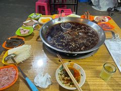 -毛毛老火锅(八年观音桥店)