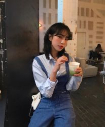 -AYO SALON