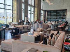-深圳国际会展中心希尔顿酒店(前海华发冰雪世界店)