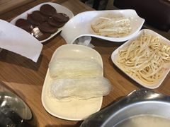-彤德莱火锅(薛家岛利群店)