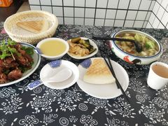 -八两八金·莱芜特色炒鸡(市南漳浦路店)