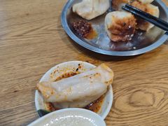 -黄阿姨锅贴大王(万航渡路店)