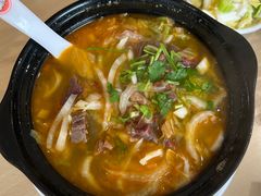 -闫家驴肉老店(华电一校店)