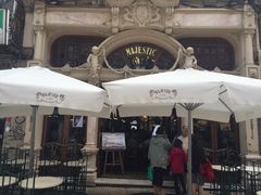 -Majestic Café
