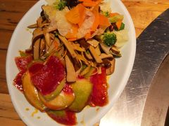 -山河屯铁锅炖(哈西站店)