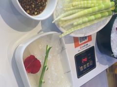 -烹然四季椰子鸡火锅(姚家园万象汇店)