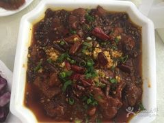 -鑫巴蜀小镇 · 水煮鱼专研店(玉桥店)