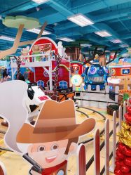 -莫莉幻想儿童乐园(武汉保利广场店)