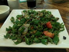 尖椒炒蚕蛹-凤厨顺德水乡凤味馆(大良锦龙路店)