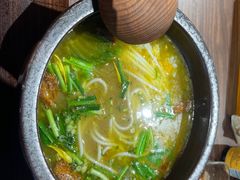 -良米山·云南野生菌过桥米线(上海首店)