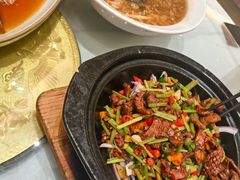 -梅利汴京烤鸭•开封豫菜地标店(东司门店)