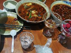 磁器口毛血旺-辣不二地道川菜(汉水路店)