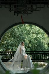 -喜爱高定婚纱摄影