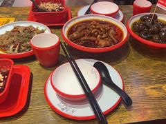 -老闵田螺馆·南昌特色小炒(梦时代店)