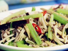 什锦小炒-乌镇那一年小院主题餐厅(甘泉西路店)