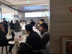 -喜茶(杭州滨江宝龙店)