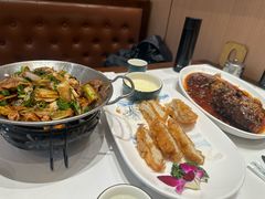 -梅利汴京烤鸭•开封豫菜地标店(东大街店)