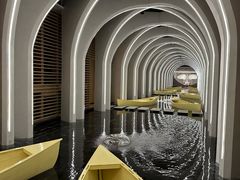 -涨巢·潮玩水疗局