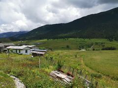 -鲁朗边巴次仁农家石锅