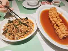 -鑫小城故事·藕汤·家常菜(台北一路总店)