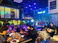 -DEEP·美式餐吧(五棵松华熙LIVE店)