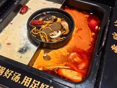 -老牌坊云南鱼豆花火锅(哈西万达店)
