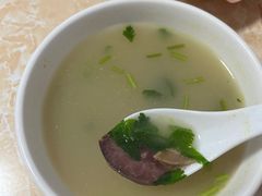 -河间正宗驴肉火烧(听海居店)