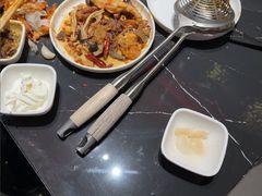 -魁牛·潮汕牛肉自助火锅(沈辽路万达店)