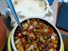 黑三剁配薄饼-雀舞云南菜(乐客城店)
