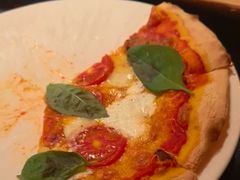 布拉塔芝士番茄色拉-Osteria Garden 生蚝花园餐厅(原进贤路店)