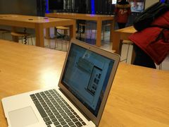 -Apple零售店(华贸购物中心店)