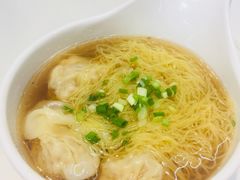 w招牌鲜虾云吞面-大咀港式茶餐厅(恒泰店)