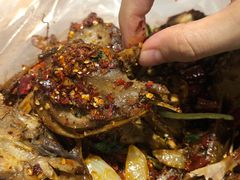 爆辣干锅鸭头-安诚居干锅鸭头(八角店)