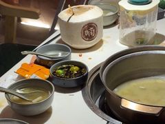 -喃喃椰·糟粕醋·椰子鸡火锅(七堡花园店)