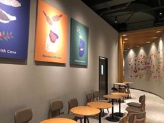 用餐区-Tims天好咖啡(长风大悦城店)