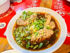 -李双猪·小龙虾·烧烤·羊肉煲(乐山店)