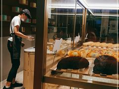 面包甜点陈列柜-奈雪的茶(中海环宇荟店)