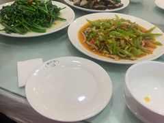 -乡土特色.冷锅鱼.牦牛肉汤锅