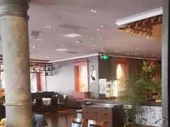 -八府香鸭·啫啫煲(华山路店)